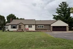 1990 River Rd, Windom, MN 56101 - Photo 1