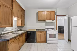 2542 Garfield Ave, Minneapolis, MN 55405 - Photo 13