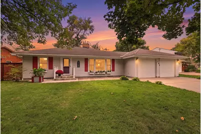 137 N Morningside Drive, Le Sueur, MN 56058 - Photo 1