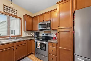 418 Buckshot Ct, Kenyon, MN 55946 - Photo 11