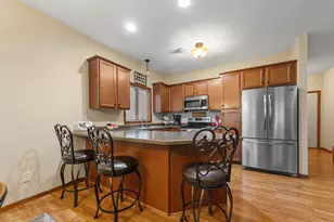 418 Buckshot Ct, Kenyon, MN 55946 - Photo 9