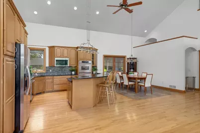 1085 Parkview Lane, Victoria, MN 55386 - Photo 13