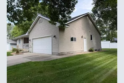 714 E Crescent Lane, Litchfield, MN 55355 - Photo 5