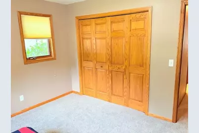 714 E Crescent Lane, Litchfield, MN 55355 - Photo 17