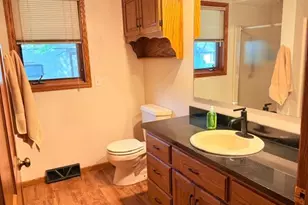714 E Crescent Ln, Litchfield, MN 55355 - Photo 15