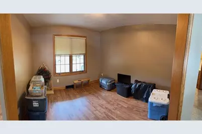 714 E Crescent Lane, Litchfield, MN 55355 - Photo 25