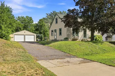 3826 Zane Avenue N, Crystal, MN 55422 - Photo 3