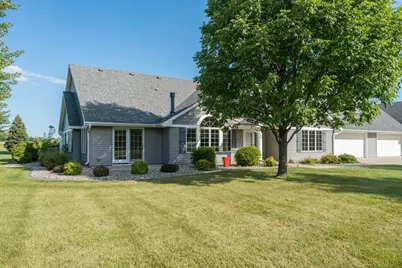 749 Grayhawk Circle, Mankato, MN 56001 - Photo 3