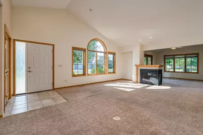 749 Grayhawk Circle, Mankato, MN 56001 - Photo 5