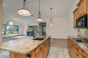 749 Grayhawk Cir, Mankato, MN 56001 - Photo 19