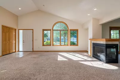 749 Grayhawk Circle, Mankato, MN 56001 - Photo 9