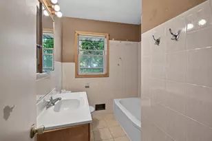 1699 Oakwood Dr, Shoreview, MN 55126 - Photo 9