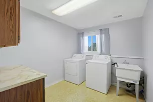 8481 134th St Ct, Apple Valley, MN 55124 - Photo 17