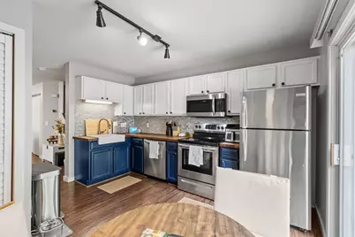 2836 Coach Court, Chanhassen, MN 55317 - Photo 15