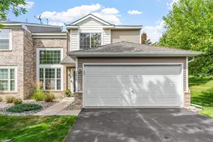 2836 Coach Ct, Chanhassen, MN 55317 - Photo 33