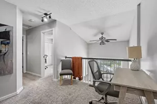 2836 Coach Ct, Chanhassen, MN 55317 - Photo 23
