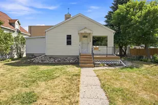 224 3rd St N, Breckenridge, MN 56520 - Photo 1