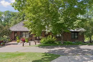101 Ardmore Dr, Golden Valley, MN 55422 - Photo 71