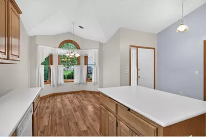 6511 20th Street N, Oakdale, MN 55128 - Photo 9