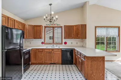 107 Ridgebrook Drive #107, Cannon Falls, MN 55009 - Photo 9