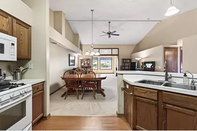 7577 Ojibway Park Court, Woodbury, MN 55125 - Photo 7