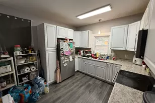 218 Augusta Ave SE, Willmar, MN 56201 - Photo 7