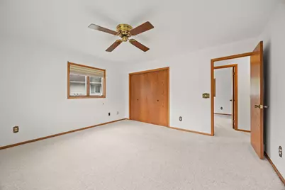 318 Stoney Point Road SW, Hutchinson, MN 55350 - Photo 9