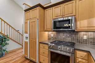 189 Stonebridge Ct, Mendota Heights, MN 55118 - Photo 11