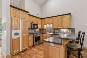 189 Stonebridge Ct, Mendota Heights, MN 55118 - Photo 9