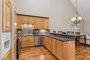 189 Stonebridge Ct, Mendota Heights, MN 55118 - Photo 7