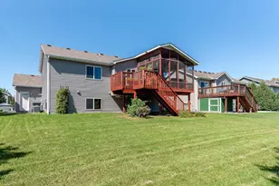 109 Pinehurst Dr, Mankato, MN 56001 - Photo 25