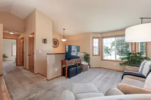 109 Pinehurst Dr, Mankato, MN 56001 - Photo 5
