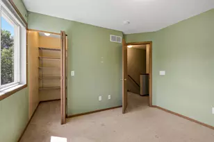 7772 Arboretum Village Cir, Chanhassen, MN 55317 - Photo 9