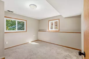 1721 Deerwood Dr, Eagan, MN 55122 - Photo 33