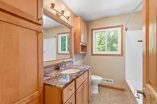 1721 Deerwood Dr, Eagan, MN 55122 - Photo 23