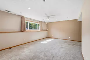 1721 Deerwood Dr, Eagan, MN 55122 - Photo 35