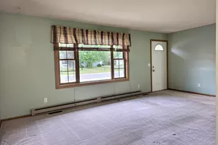 310 Highland St W, Annandale, MN 55302 - Photo 7