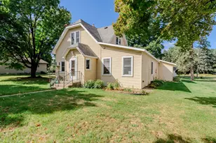 504 De Graff Ave, Swanville, MN 56382 - Photo 3