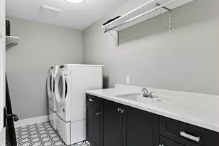 222 Ferndale Rd S, Wayzata, MN 55391 - Photo 25