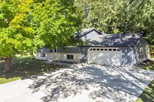 880 5th St N, Dassel, MN 55325 - Photo 11