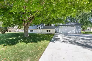 880 5th St N, Dassel, MN 55325 - Photo 13