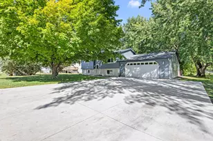 880 5th St N, Dassel, MN 55325 - Photo 21