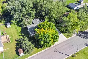 880 5th St N, Dassel, MN 55325 - Photo 5