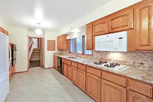1200 Falls View Ct, Mendota Heights, MN 55118 - Photo 5