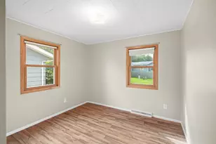 628 13th Ave SE, Waseca, MN 56093 - Photo 11