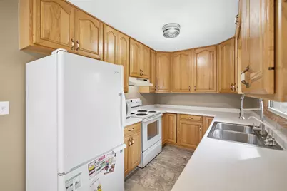 628 13th Avenue SE, Waseca, MN 56093 - Photo 7