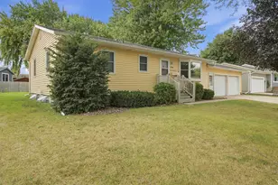 628 13th Ave SE, Waseca, MN 56093 - Photo 37