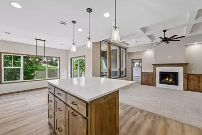 752 Somerwood Lane, Waconia, MN 55387 - Photo 5