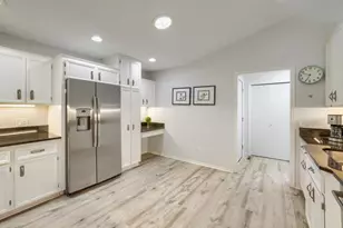 18100 Judicial Way N, Lakeville, MN 55044 - Photo 9