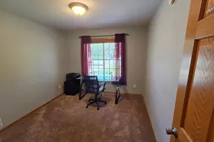 1816 Case Ln, Saint Cloud, MN 56303 - Photo 9